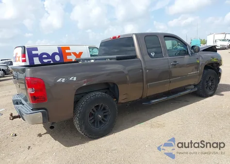 2007 Chevrolet Silverado 1500 Lt2 z USA, uszkodzony, nr VIN 1GCEK19077Z652838